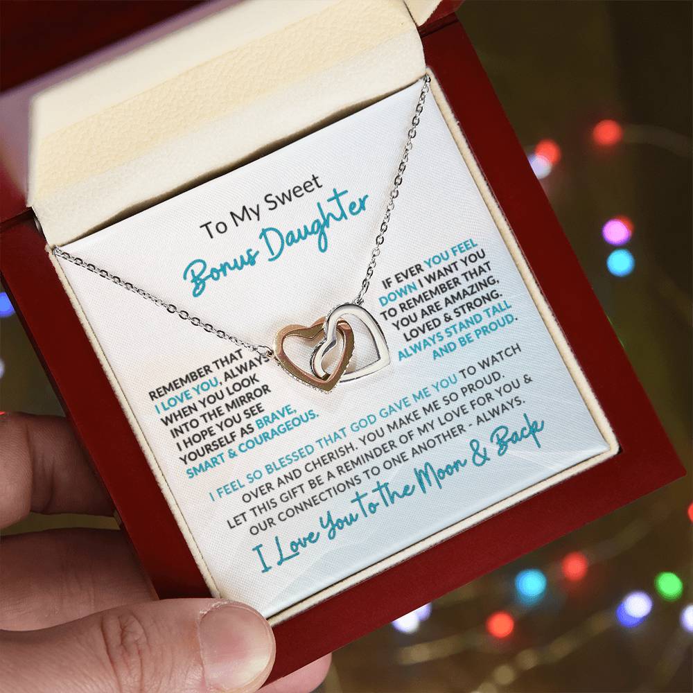 Interlocking Hearts | To Bonus Daughter | I Love You to the Moon & Back